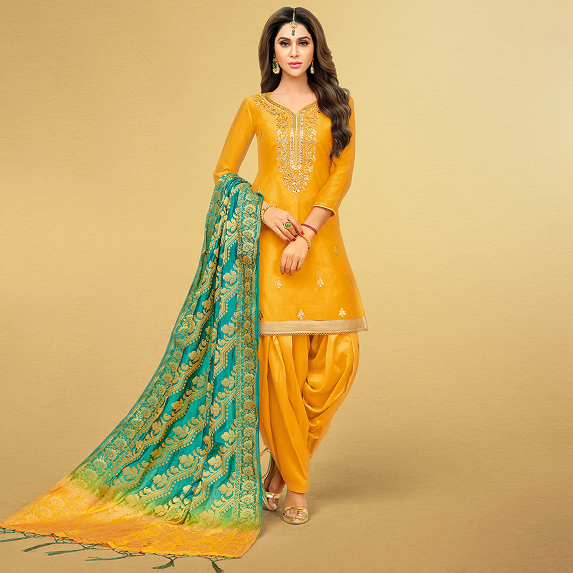 Top 8 Best Punjabi Suits New designs 2021 women's ethnic